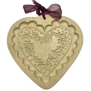 Brown Bag Cookie Art Mold Shortbread Pan 1996 Hill Design Inc. Flower Heart 6"